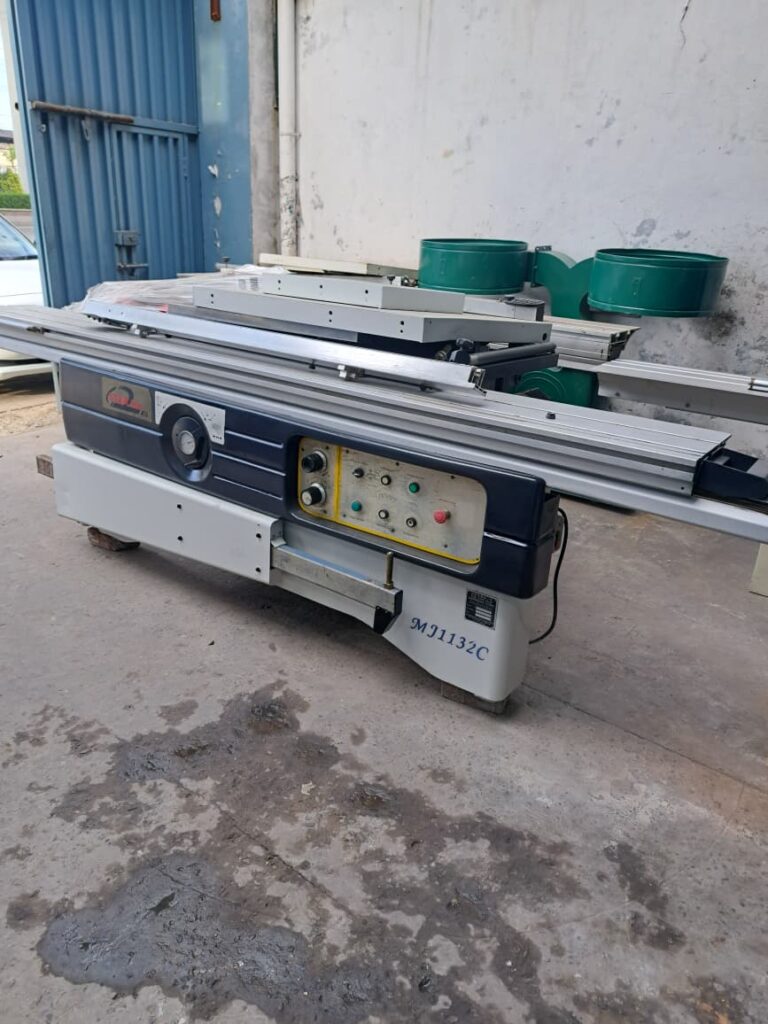 Used Industrial Sliding Table Panel Saw
