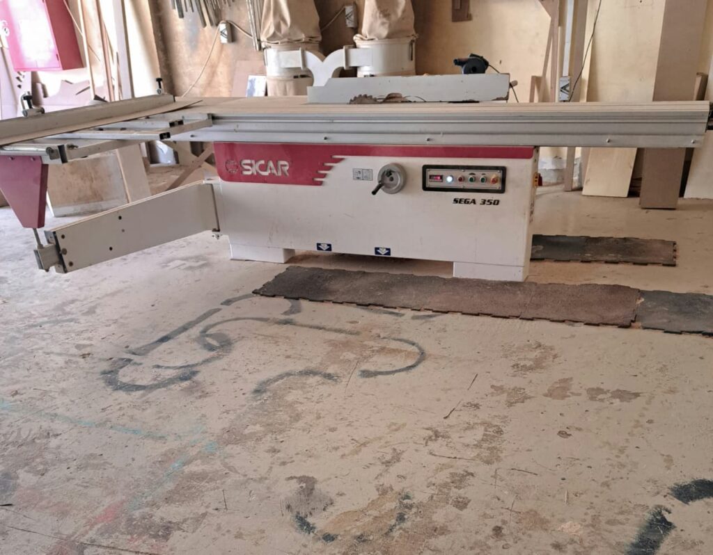Used Industrial Sliding Table Panel Saw